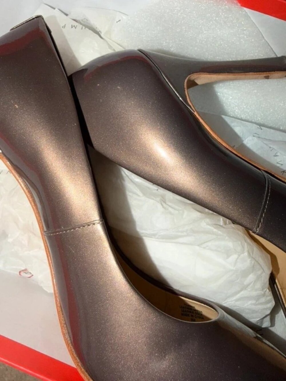 Heels - Picture 2 of 2